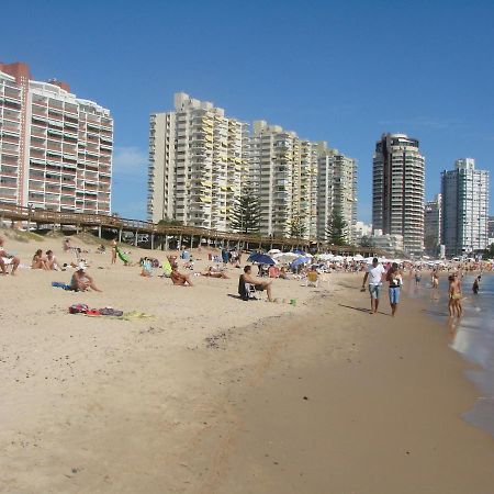 Depto Frente Al Mar - Punta Del Este - Uruguay Esterno foto